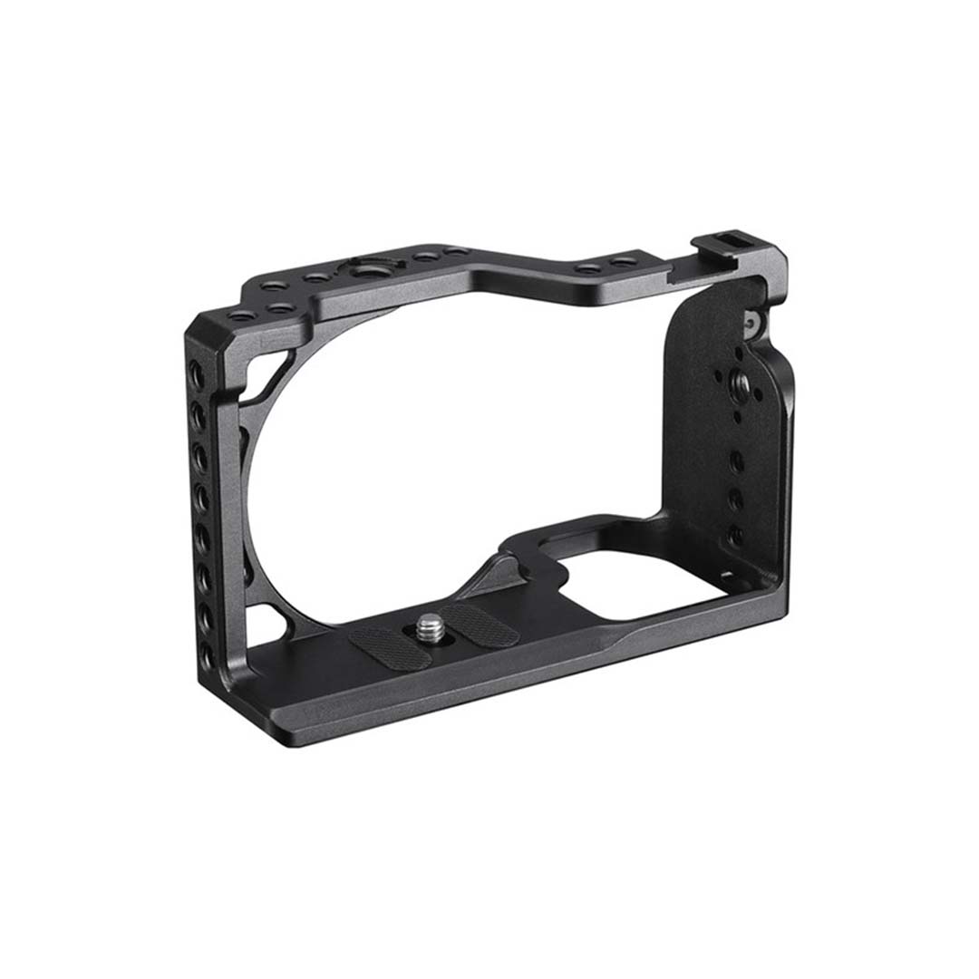uurig-cage-a6400-2